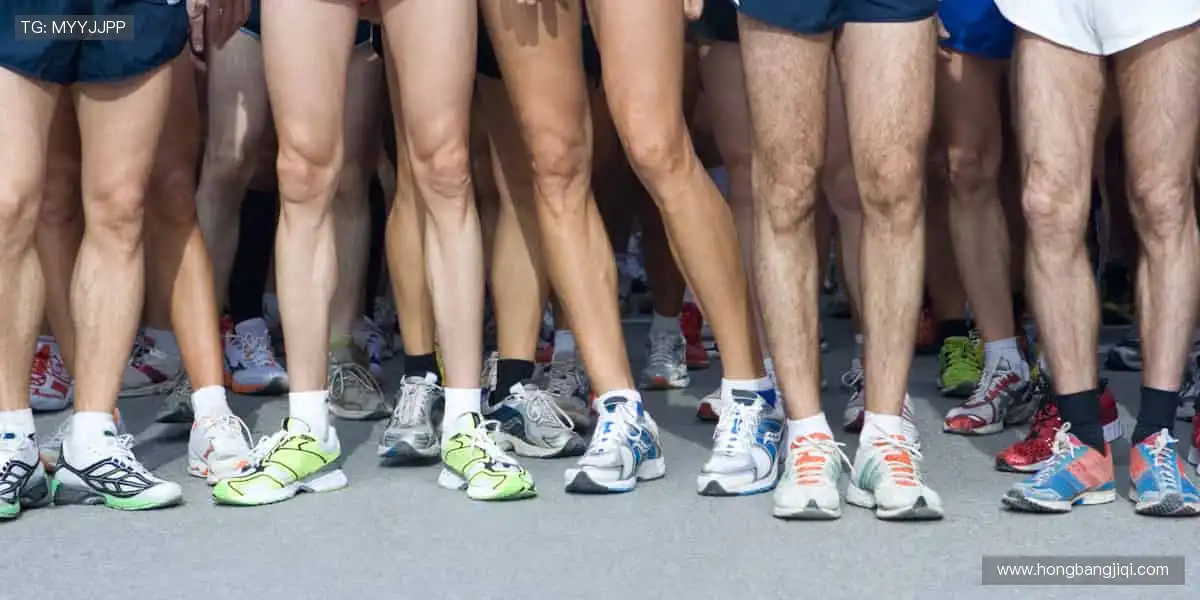 「弹幕互动 + 专家解读，边看边聊才是观赛标配！💬加入直播间，一起嗨翻天！」